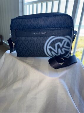 NWT - Michael Kors Black Navy MK Logo Crossbody Messenger Bag.